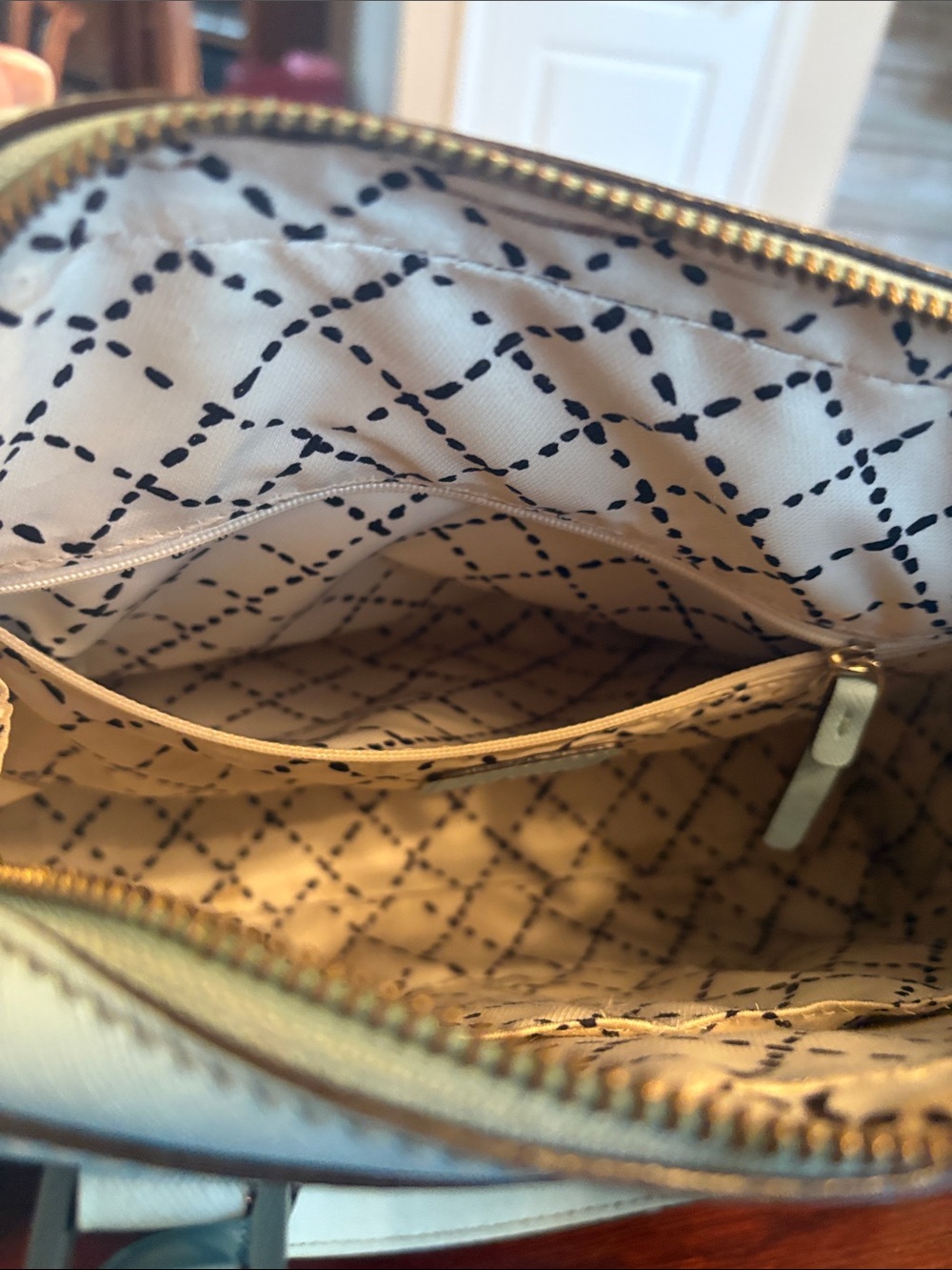 Kate Spade tiffany blue Saffiano leather satchel with detachable strap - Picture 7 of 8